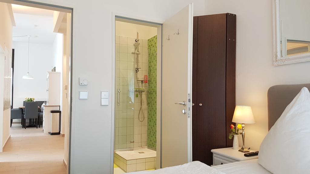 Nieb By Rockchair Apartments L Superhost Status L 3 Bedrooms Boxspringbeds 3 Bathrooms In Center "Kurfuerstendamm" - Cozy Family & Business Flair Welcomes You! Berlino Esterno foto